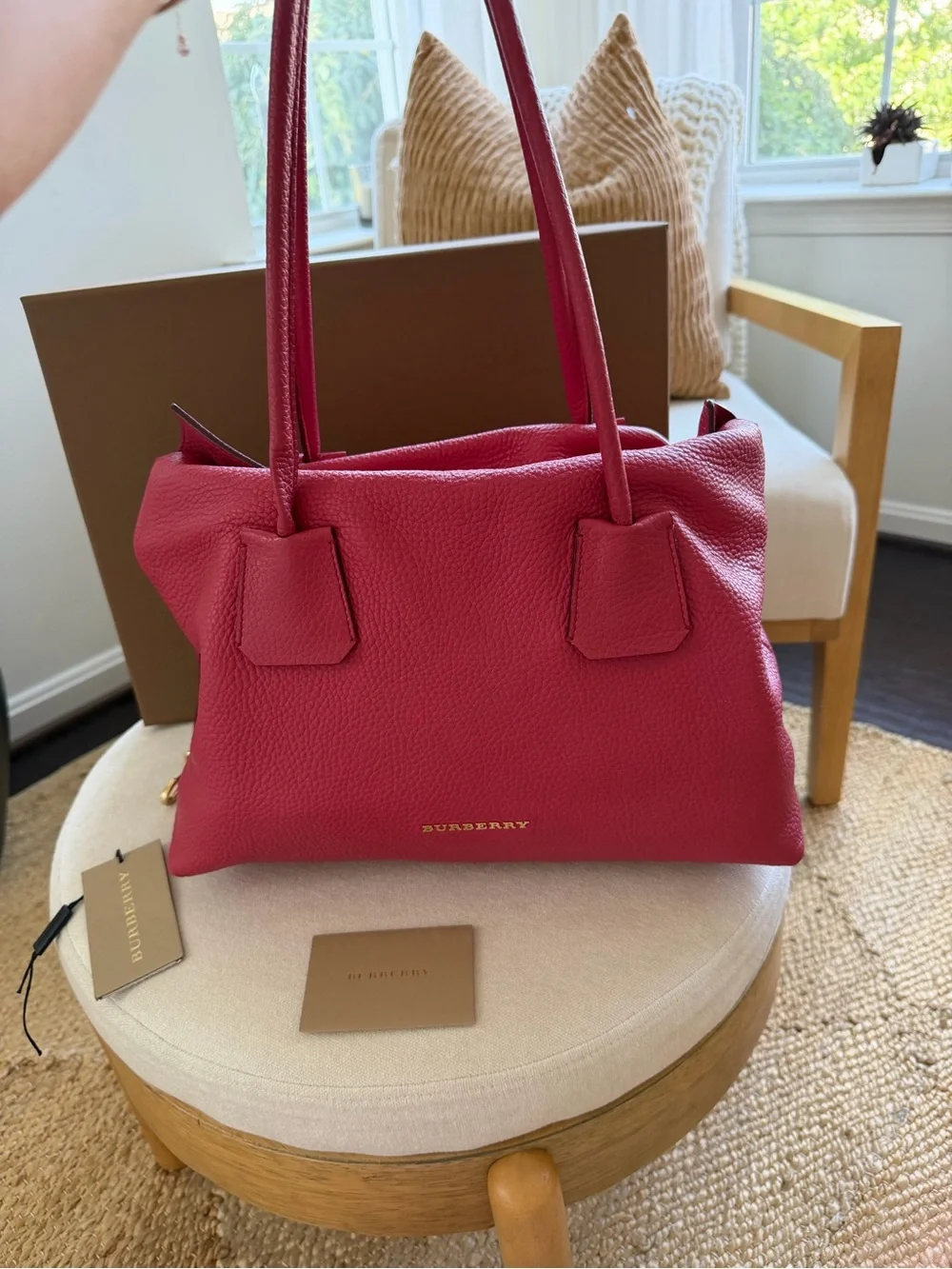 Burberry Grainy Leather Medium Barnyard Handbag in color Pink Azalea